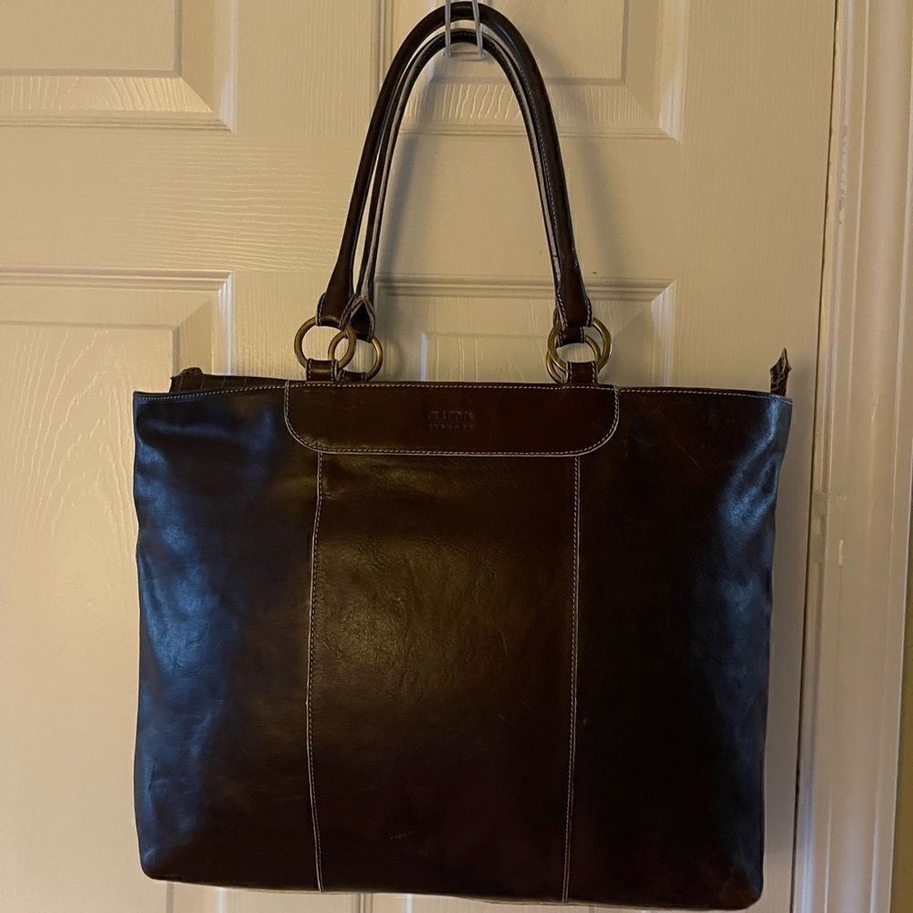 CLAUDIA FIRENZE made in Italy Leather dark Brown large tote stitching accent.